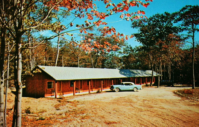 Driftwood Motel - Old Postcard (newer photo)